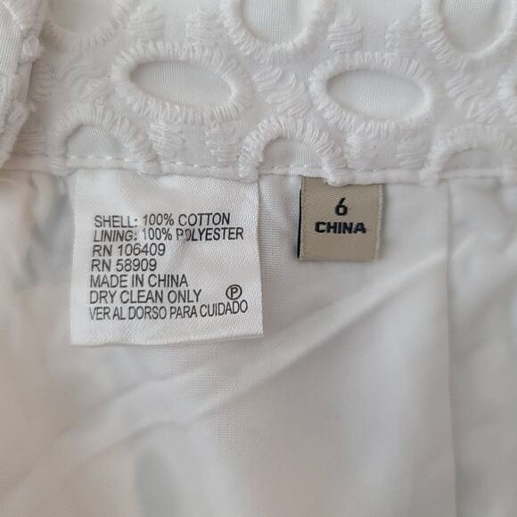 Cremiux white cotton eyelet skirt fully lined with pockets - 6 - Picture 5 of 7